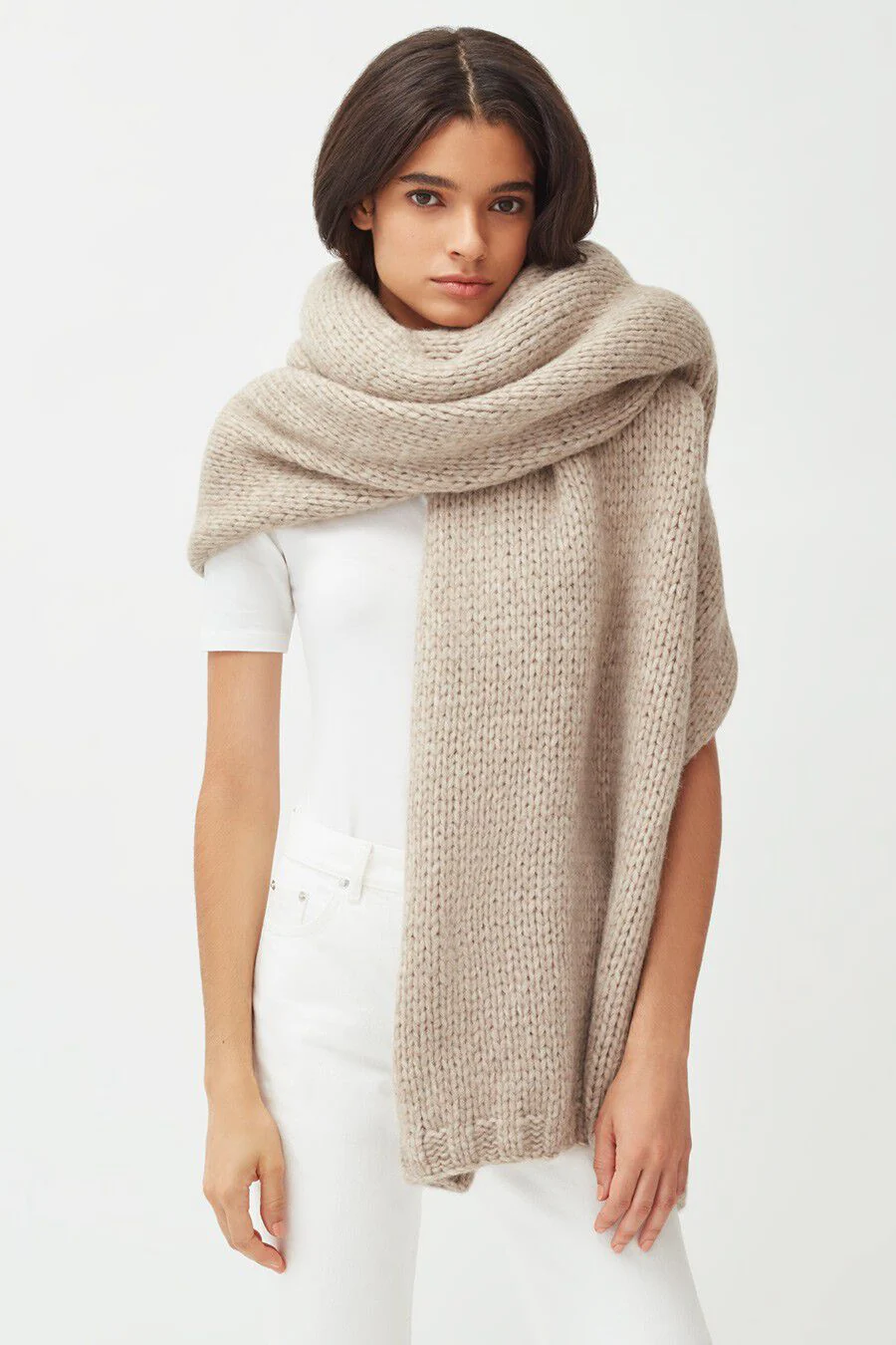 Alpaca Chunky Oversized Blanket - Image 3