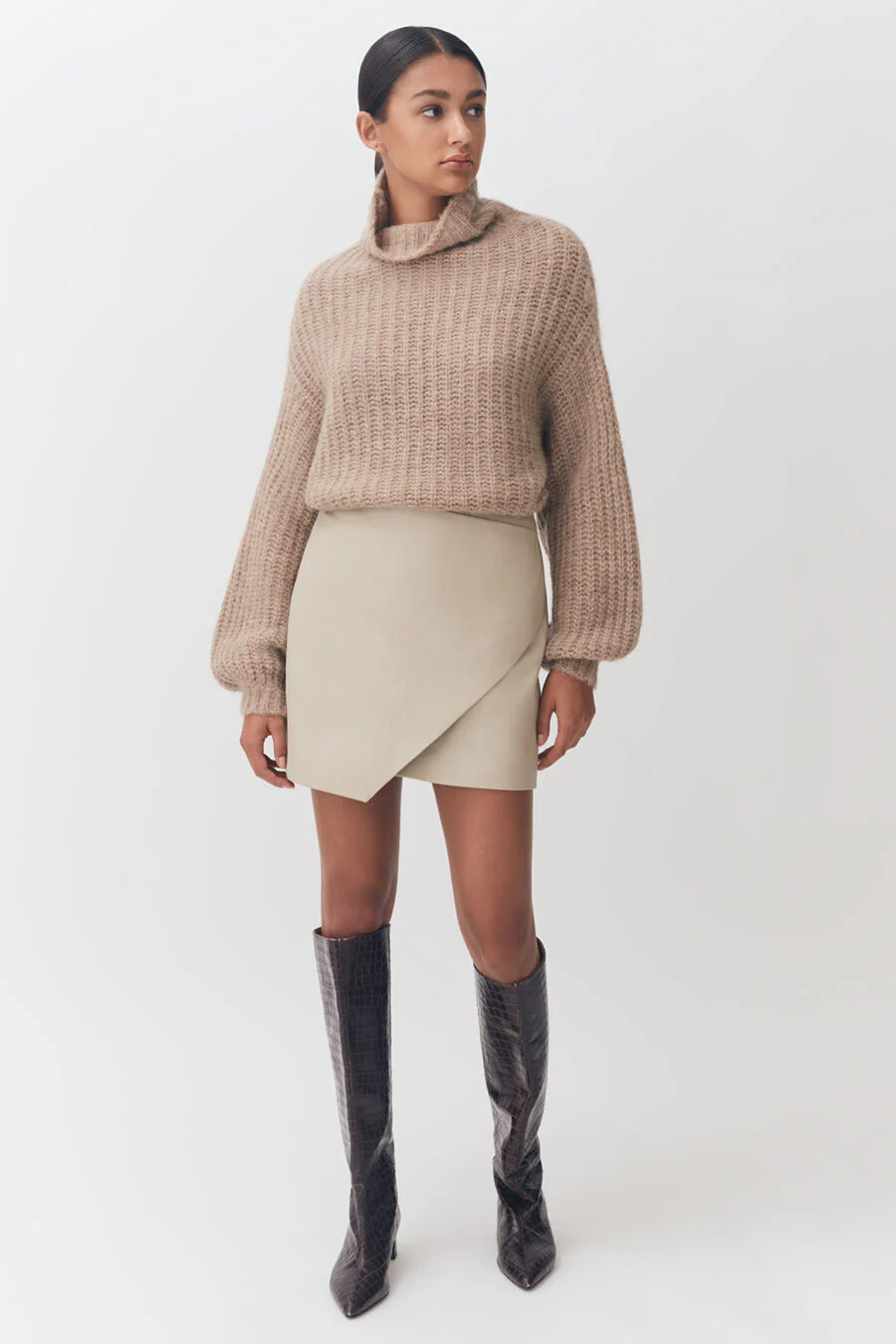 Alpaca Wool Turtleneck Sweater - Image 9