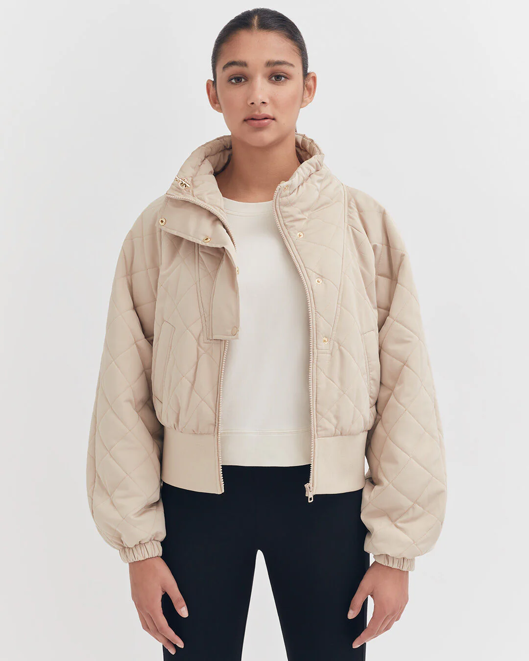 Balloon Sleeve Light Puffer - Image 11