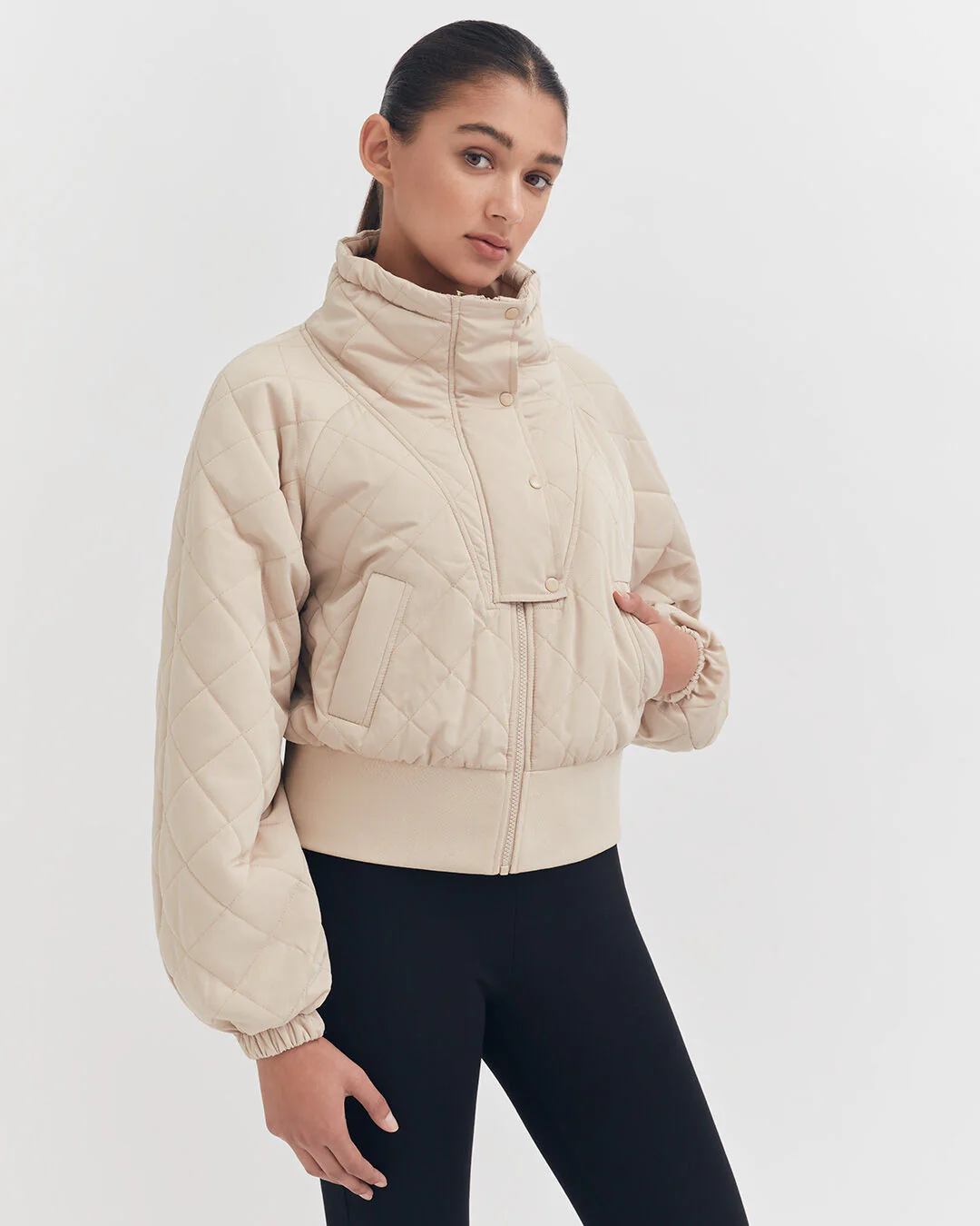 Balloon Sleeve Light Puffer - Image 16