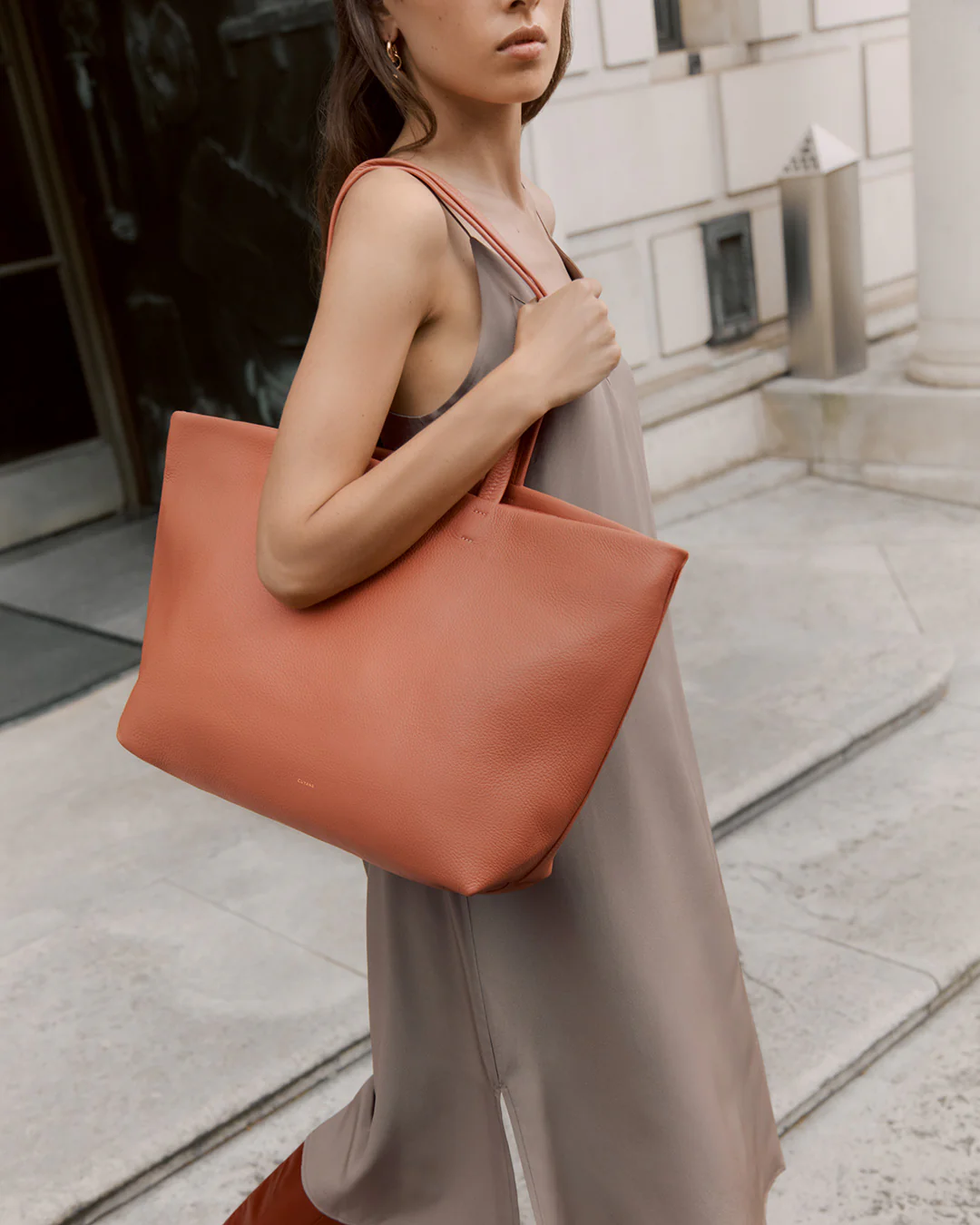 Classic Easy Tote - Image 122