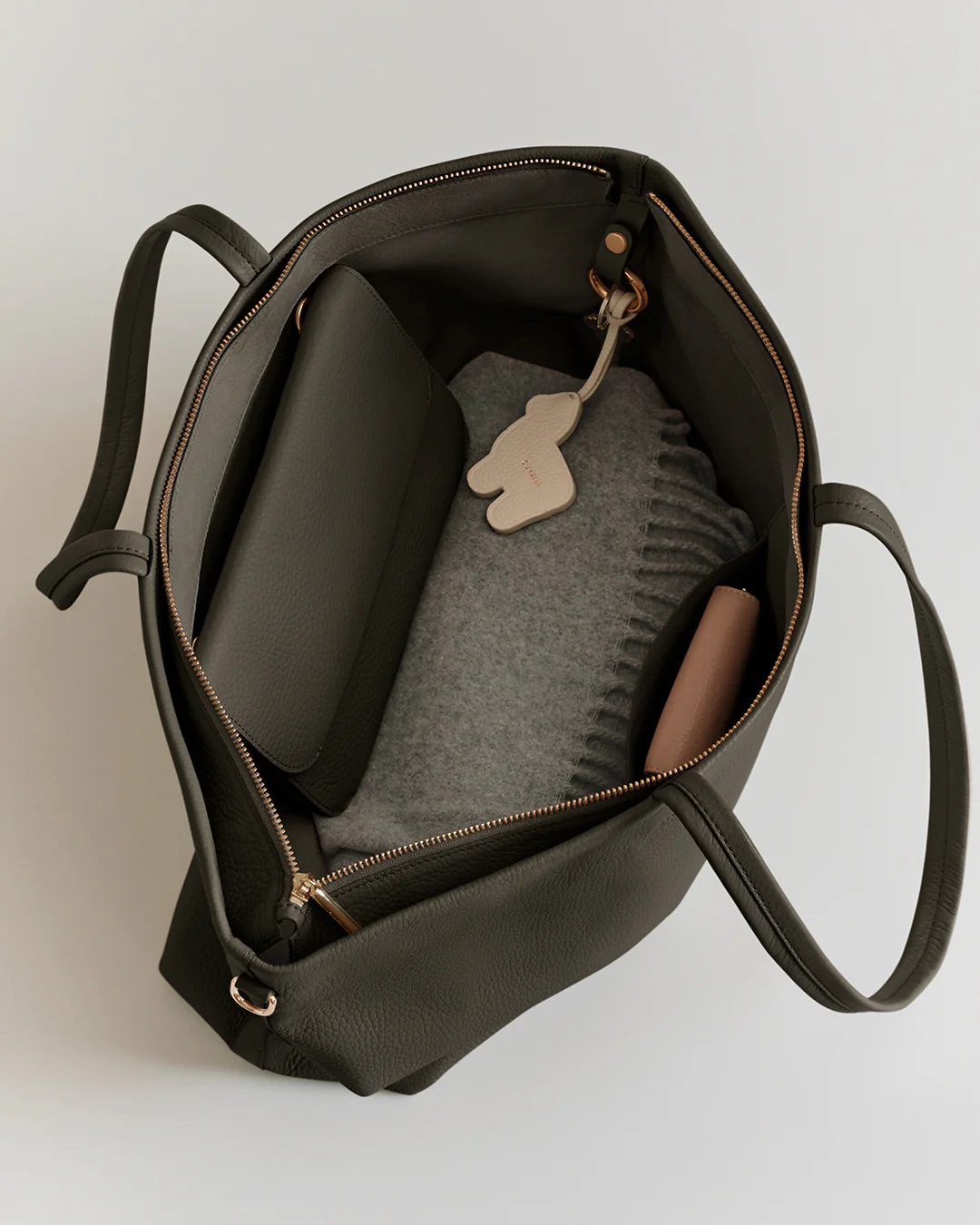 Classic Easy Zipper Tote - Image 92