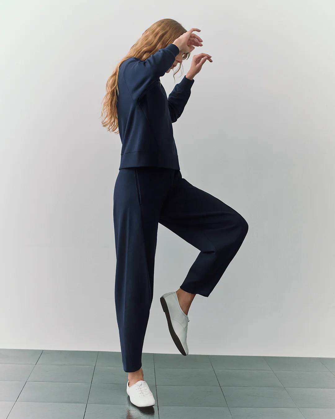 Fleece Cropped Sweatshirt - Image 3