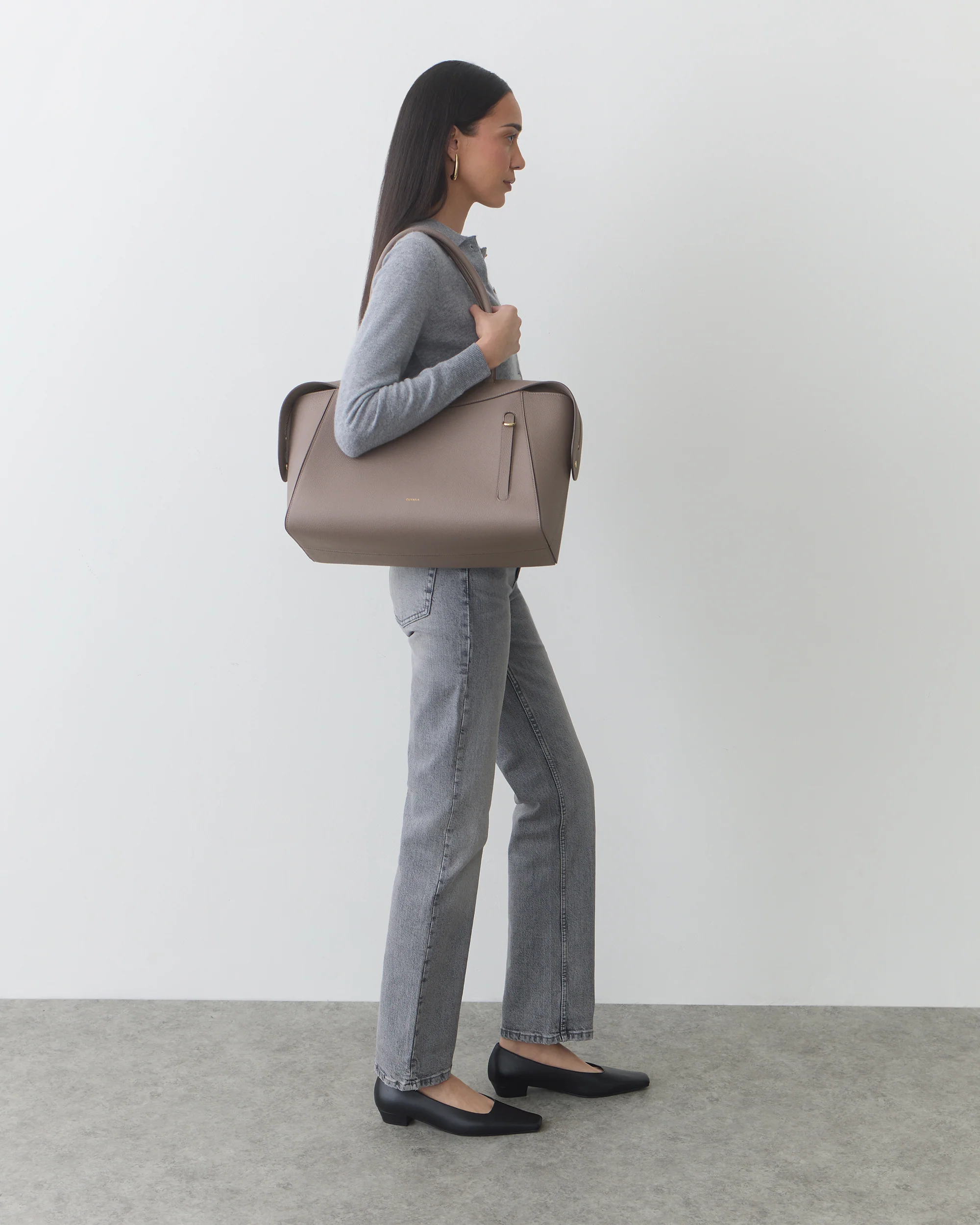 Forma Bowler Bag - Image 10