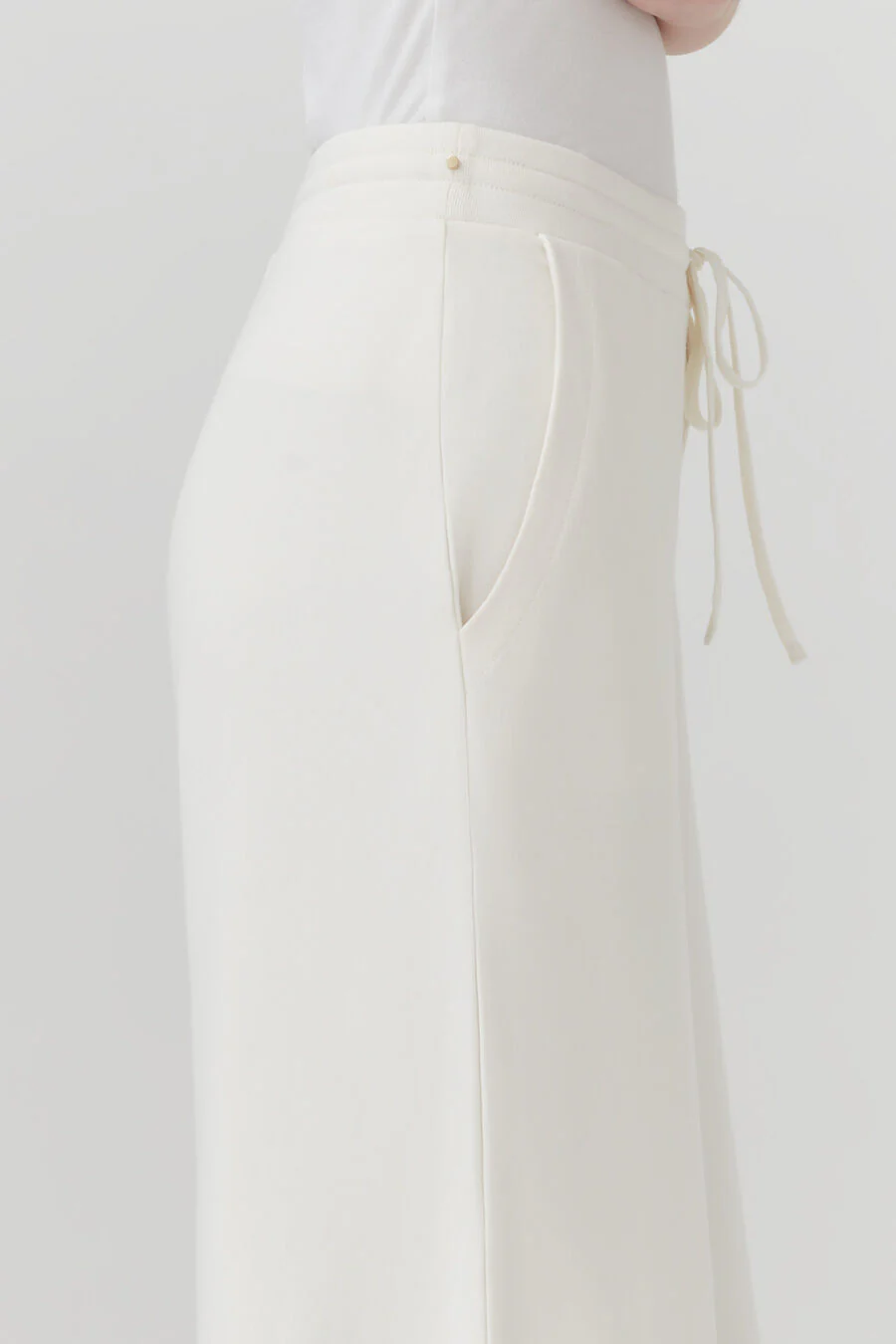 French Terry Wide-Leg Cropped Pant - Image 11