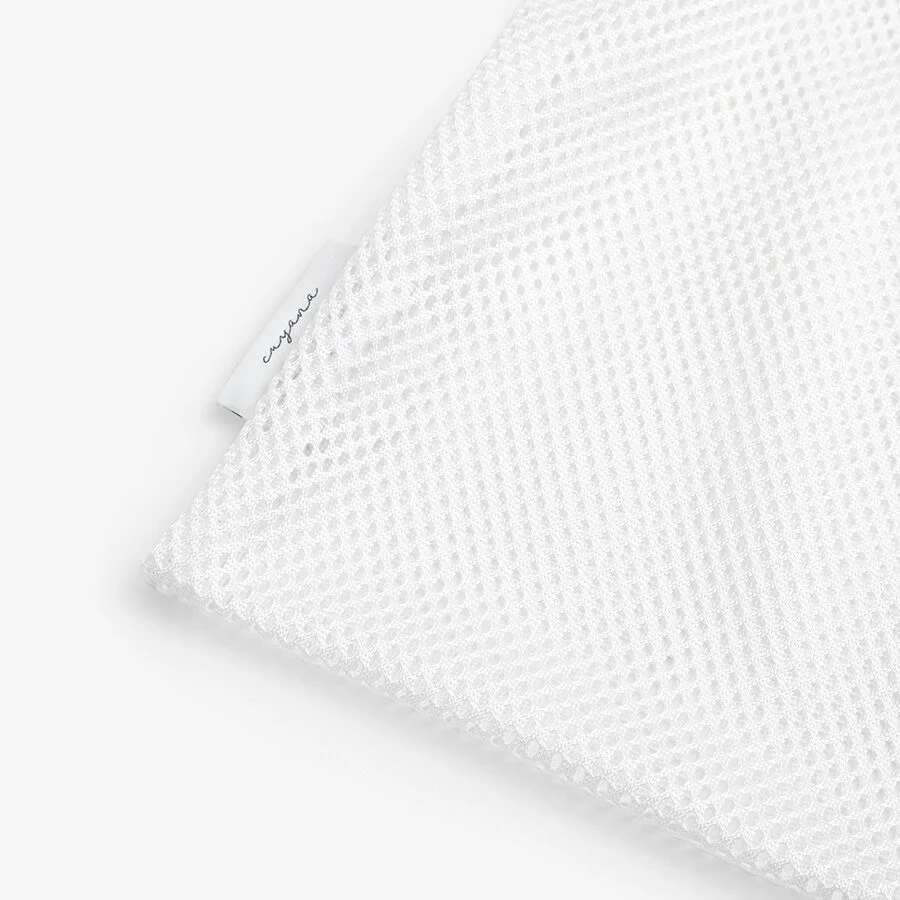 Large Mesh Wash Bag - Image 2