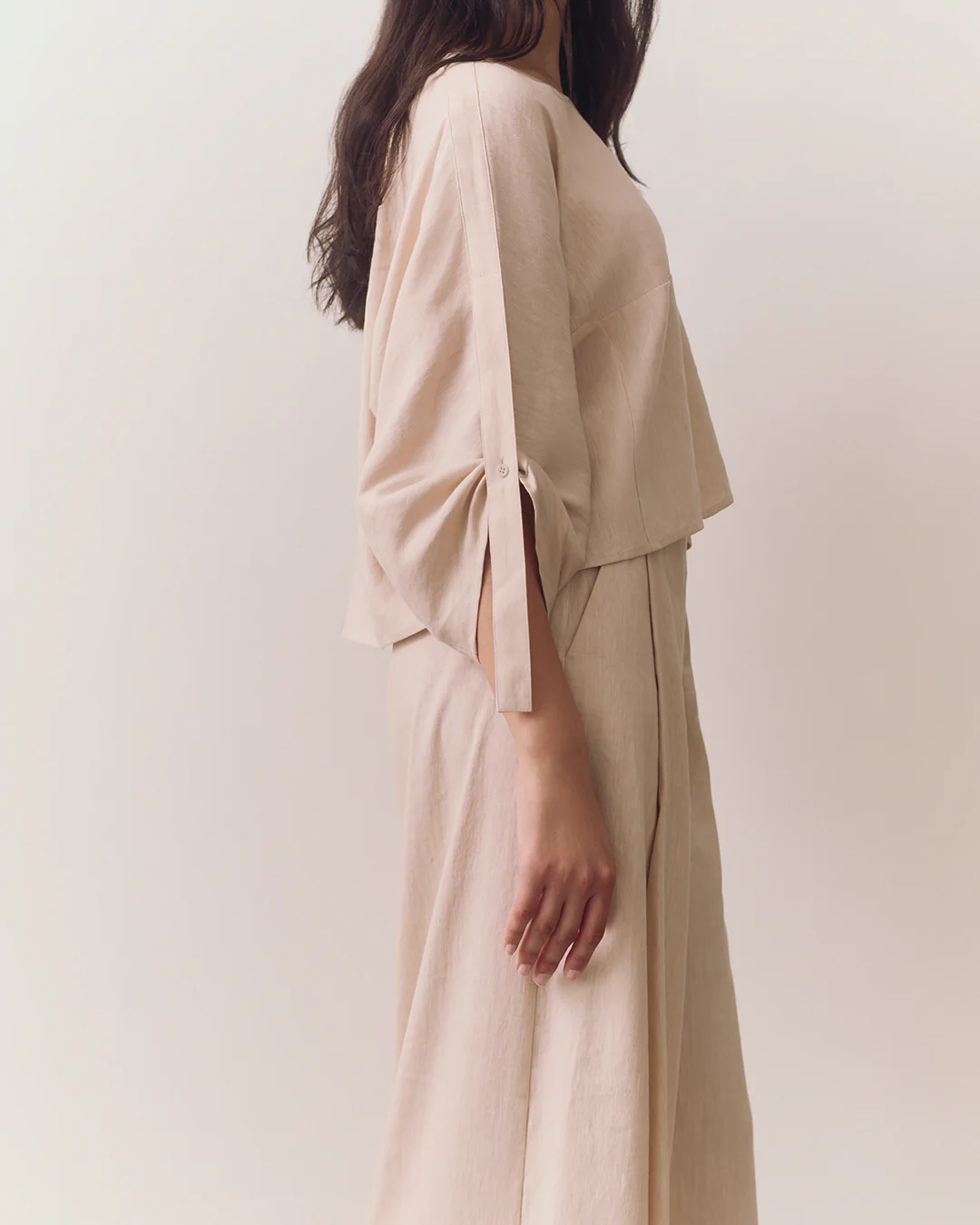 Linen Adjustable Sleeve Top - Image 2