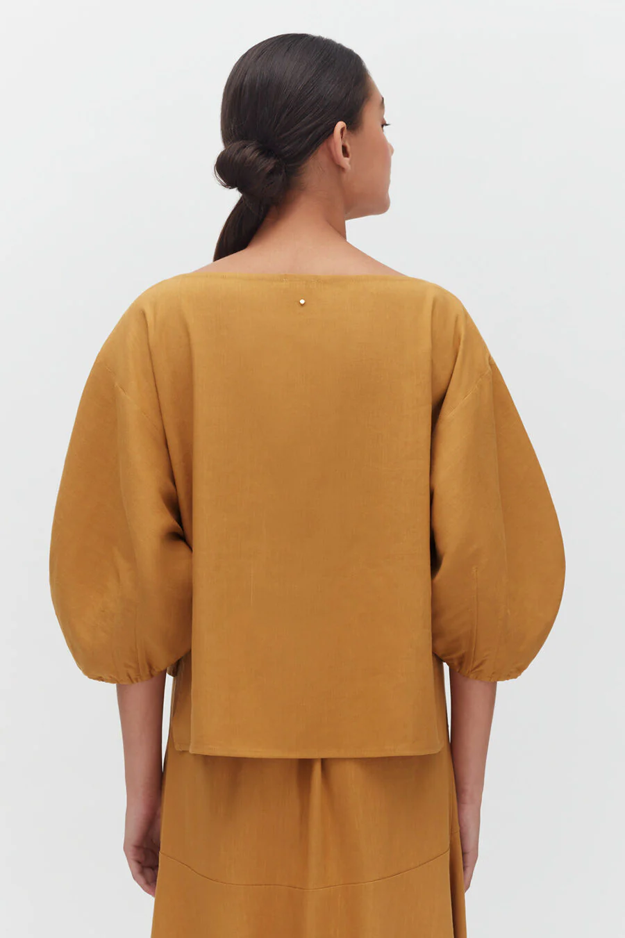 Linen Boatneck Top - Image 8