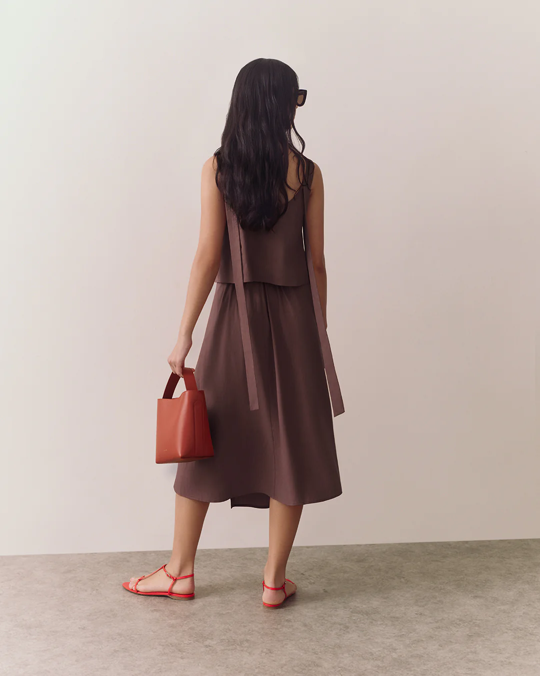 Linen Cropped Tank - Image 10