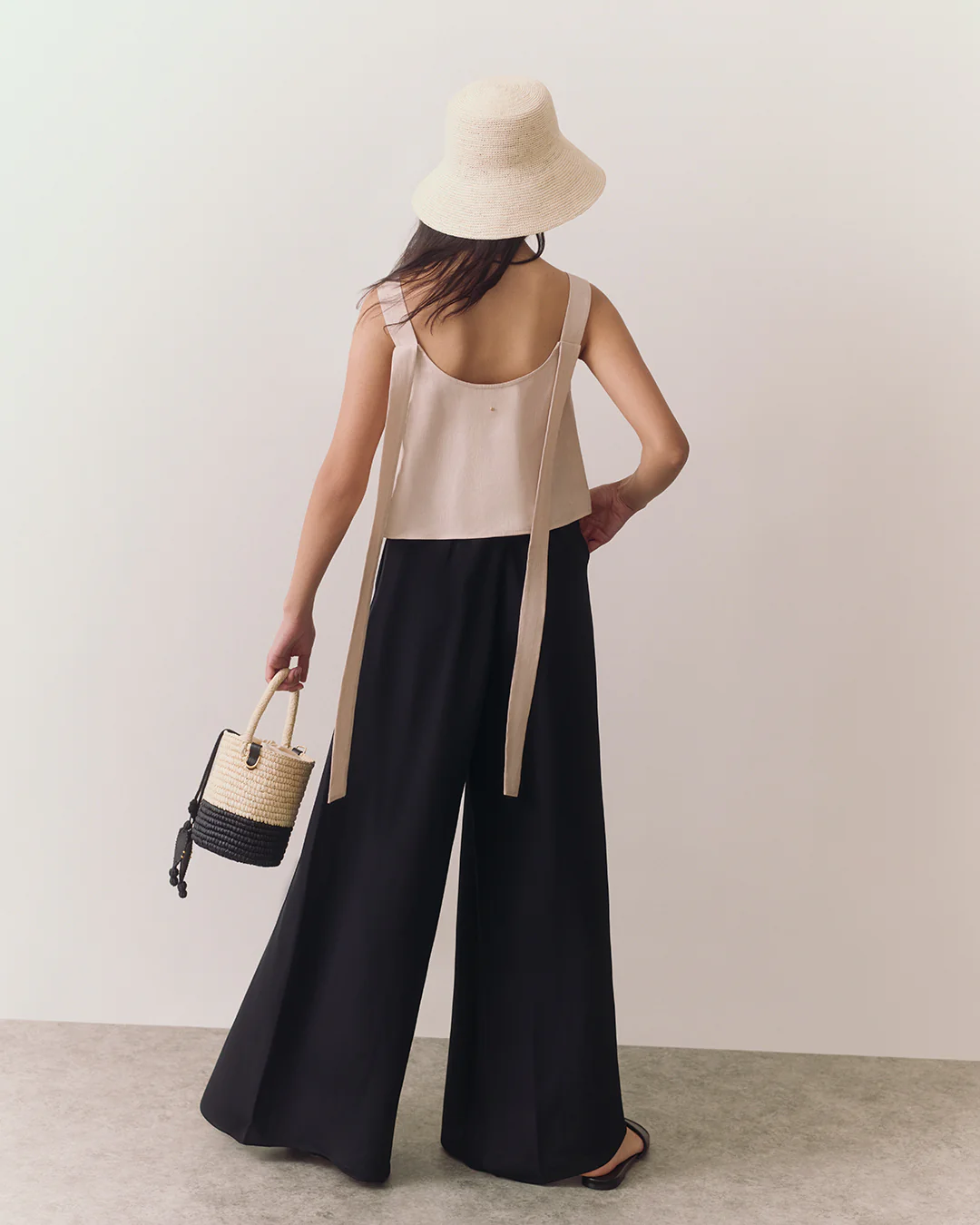 Linen Cropped Tank - Image 14