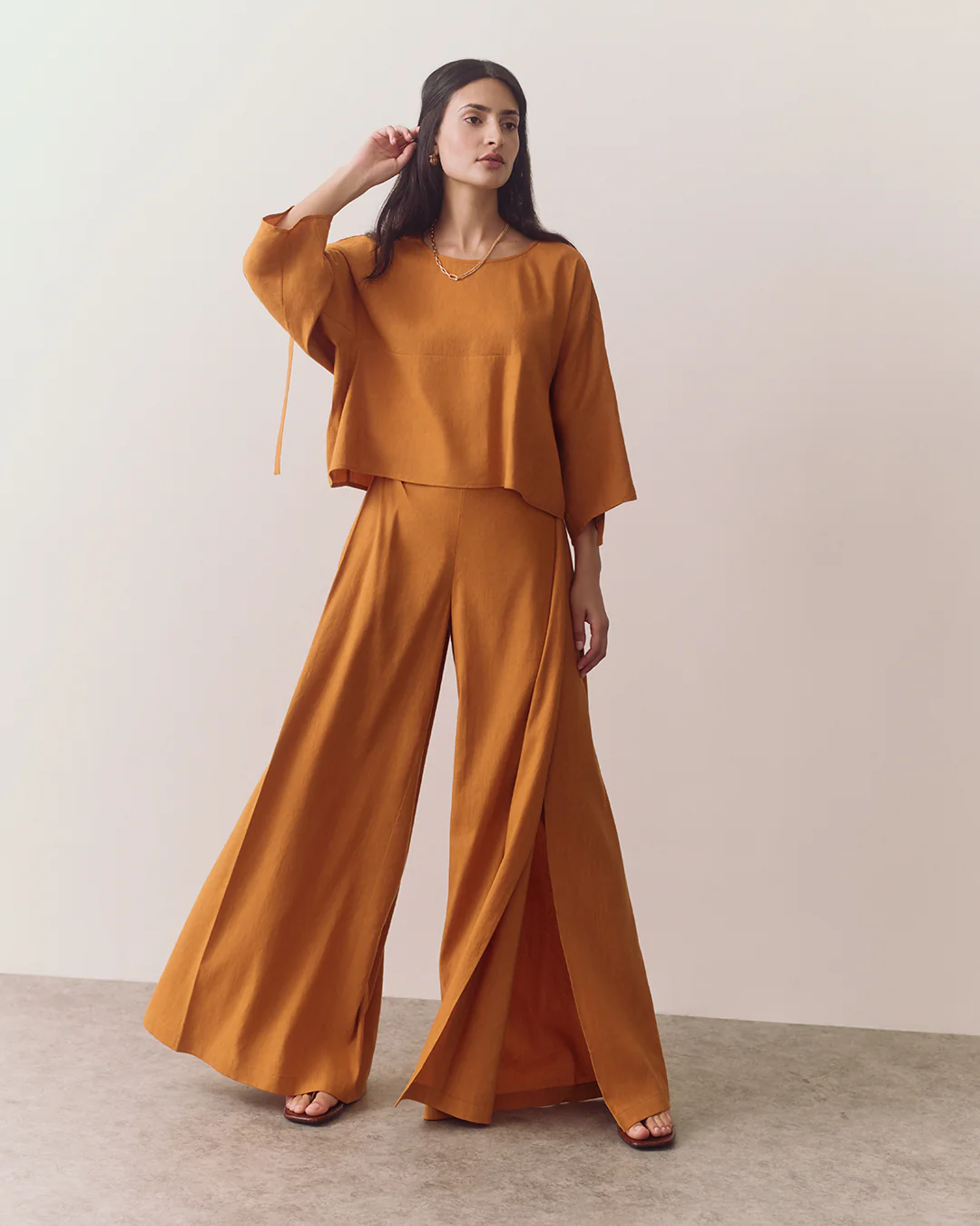 Linen Pleated Pants - Image 8
