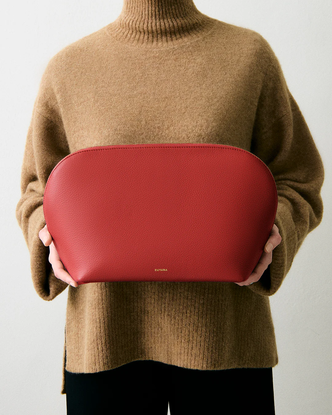 Voyager Travel Case - Image 37