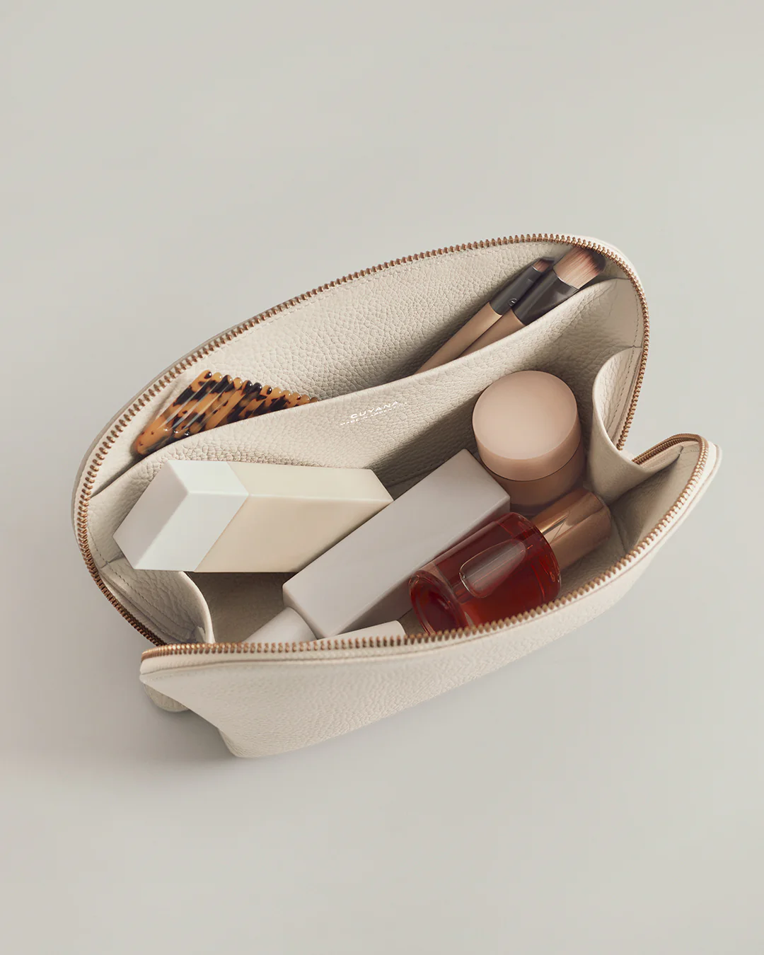 Medium Travel Case - Image 130