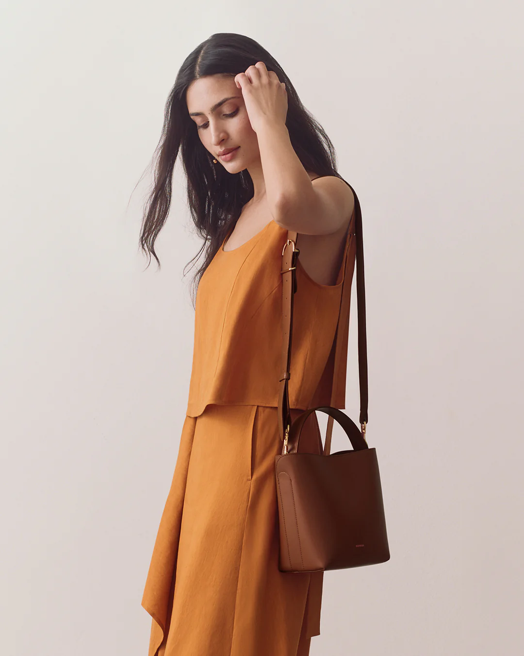 Mini Linea Bucket Bag - Image 22