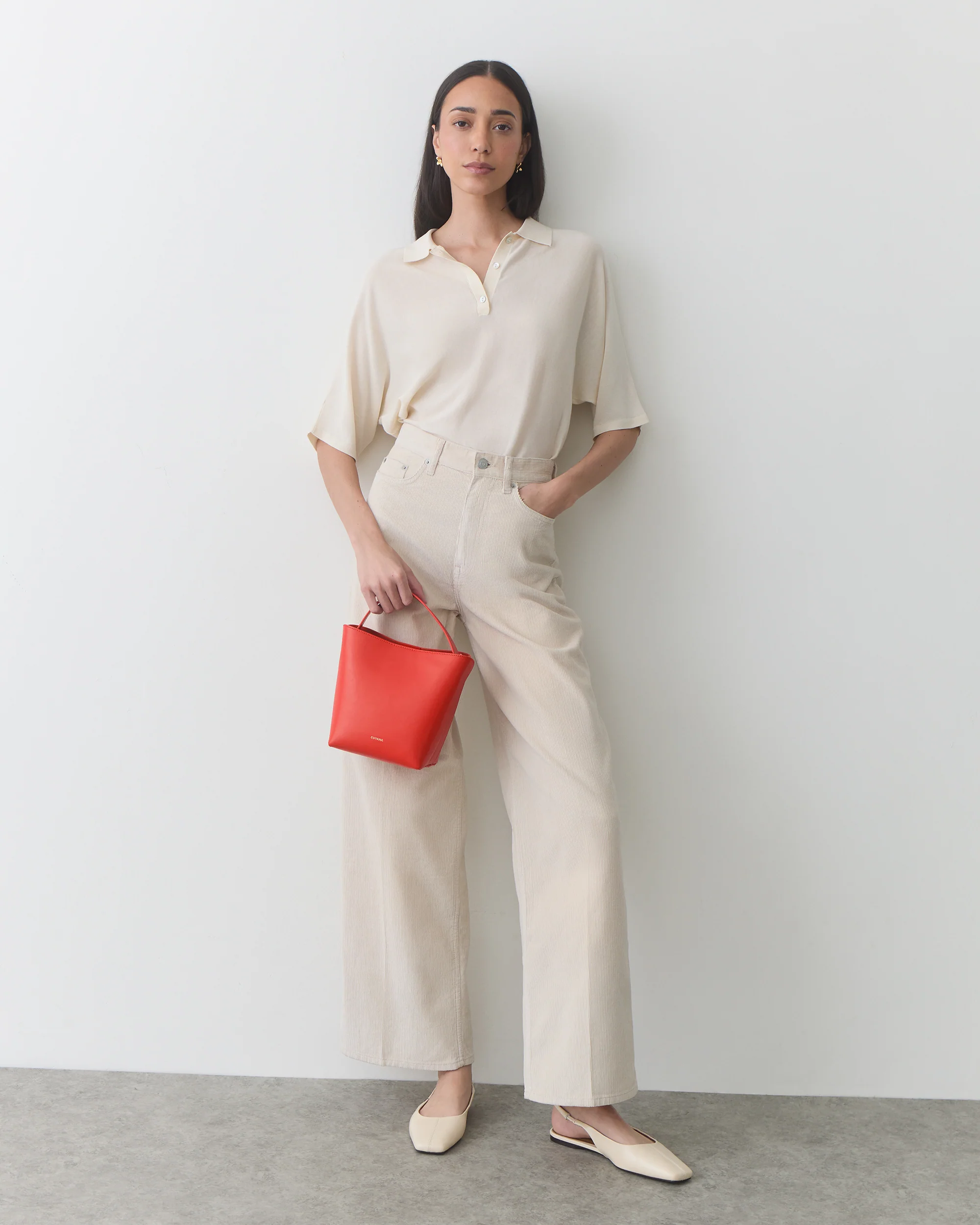 Mini Linea Bucket Bag - Image 36