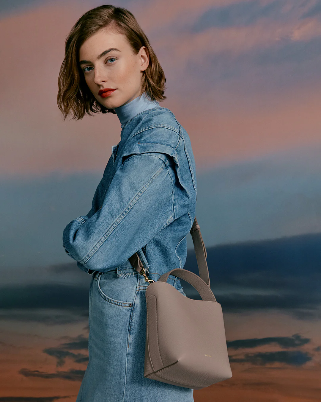 Mini Linea Bucket Bag - Image 30