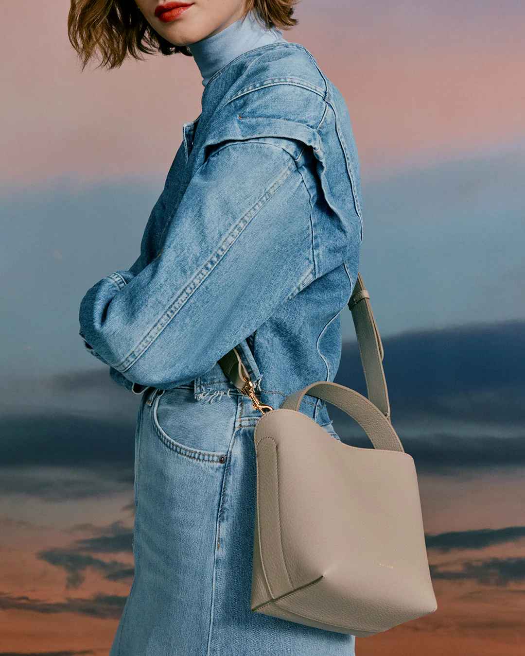 Mini Linea Bucket Bag - Image 49