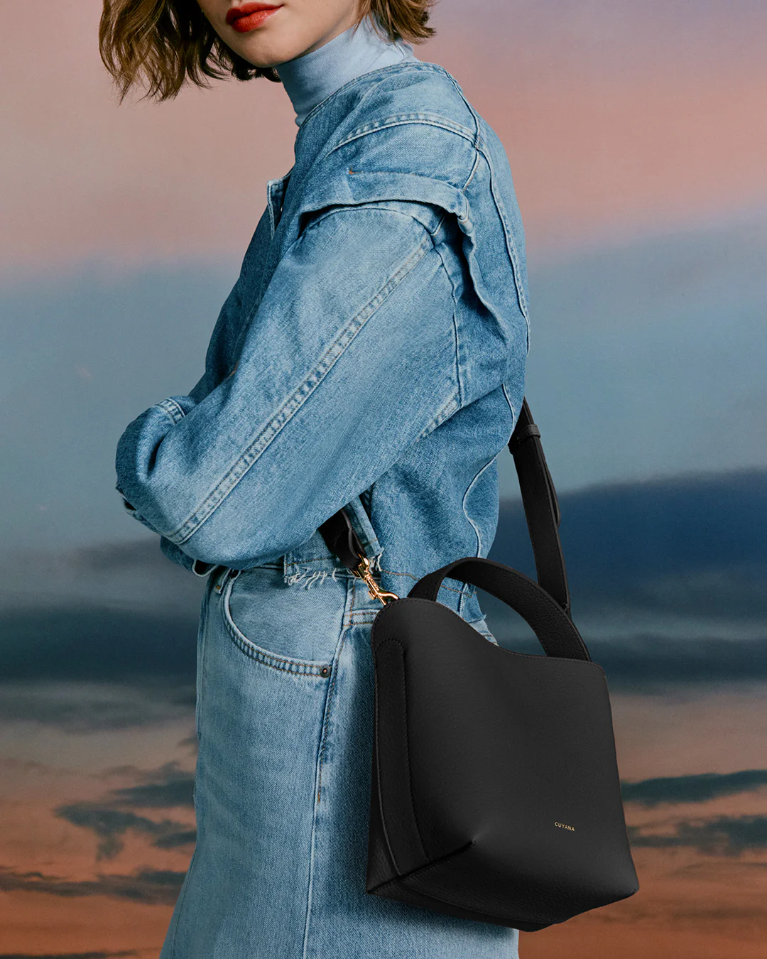 Mini Linea Bucket Bag - Image 52