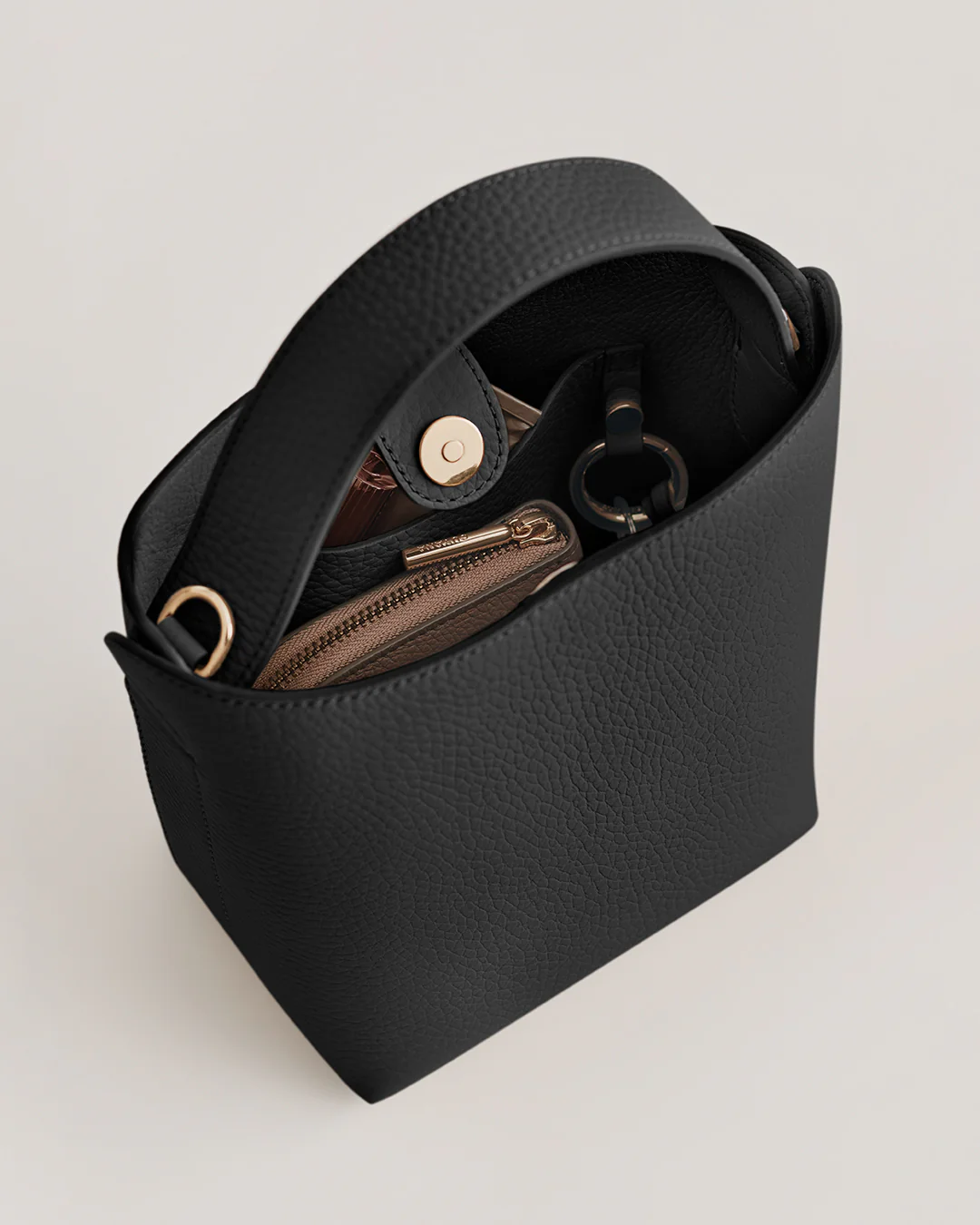 Mini Linea Bucket Bag - Image 58
