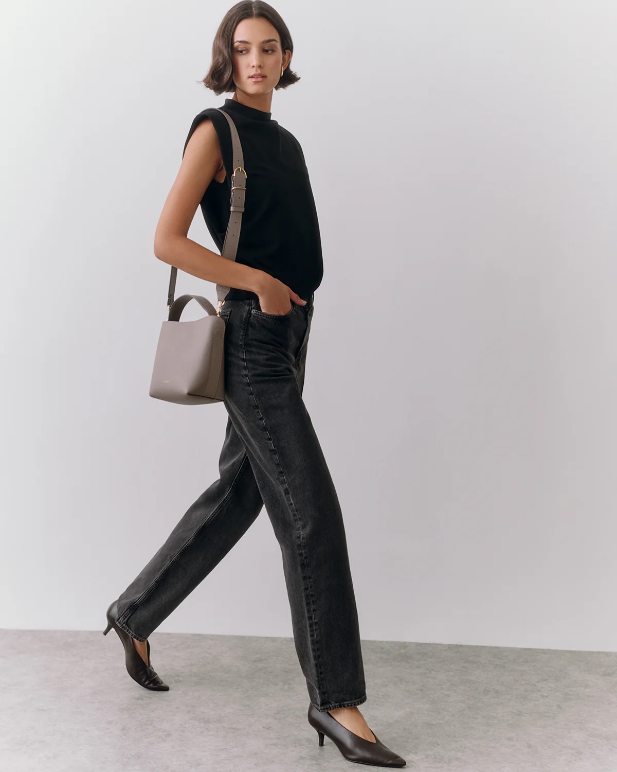 Mini Linea Bucket Bag - Image 73