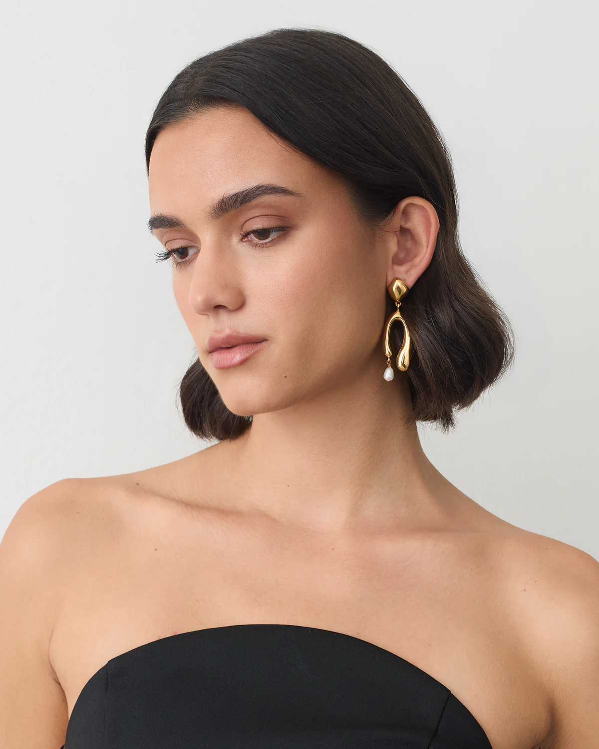 Nube Pearl Earrings - Image 5