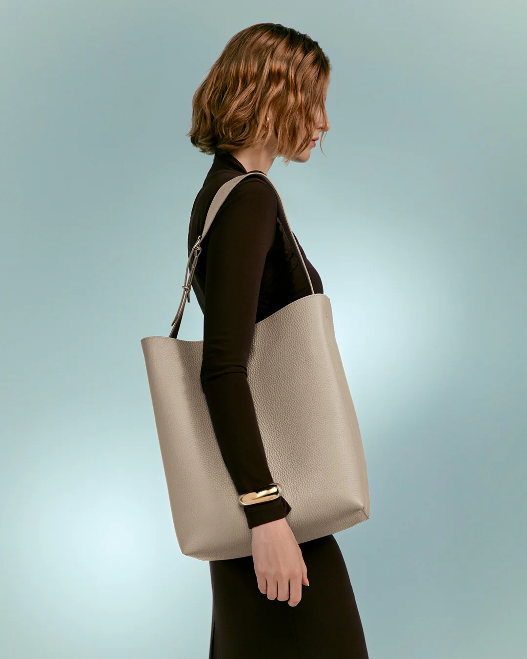 Oversized Linea Bag - Image 32