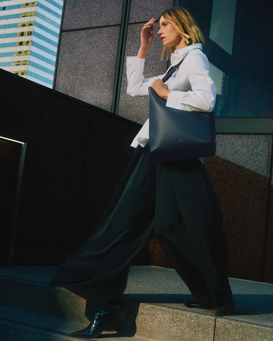 Oversized Linea Bag - Image 48