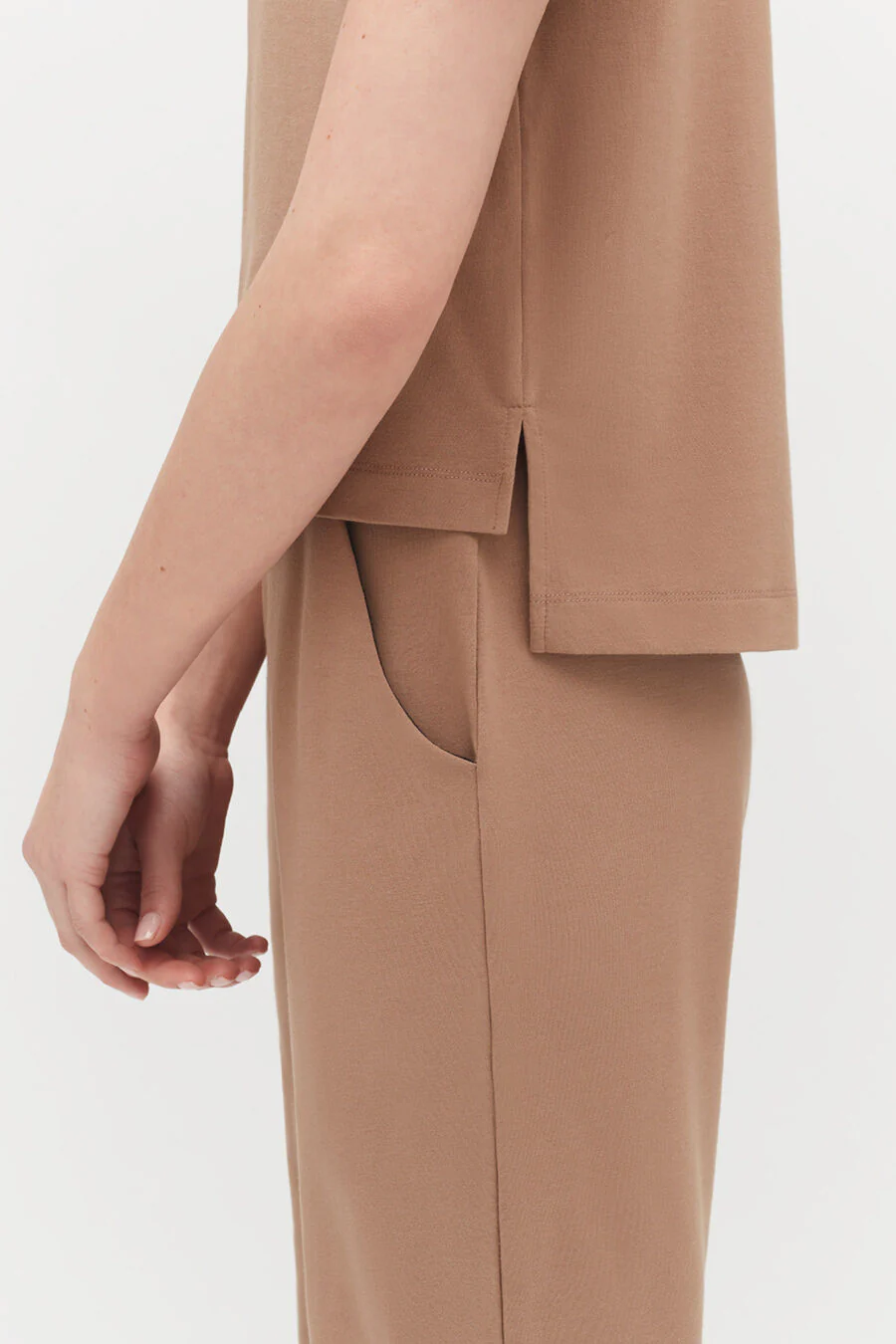 Padded Shoulder Cropped Tee - Image 12