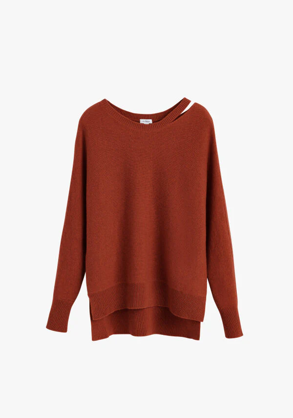 Recycled Cashmere Split-Neck Sweater - Image 17