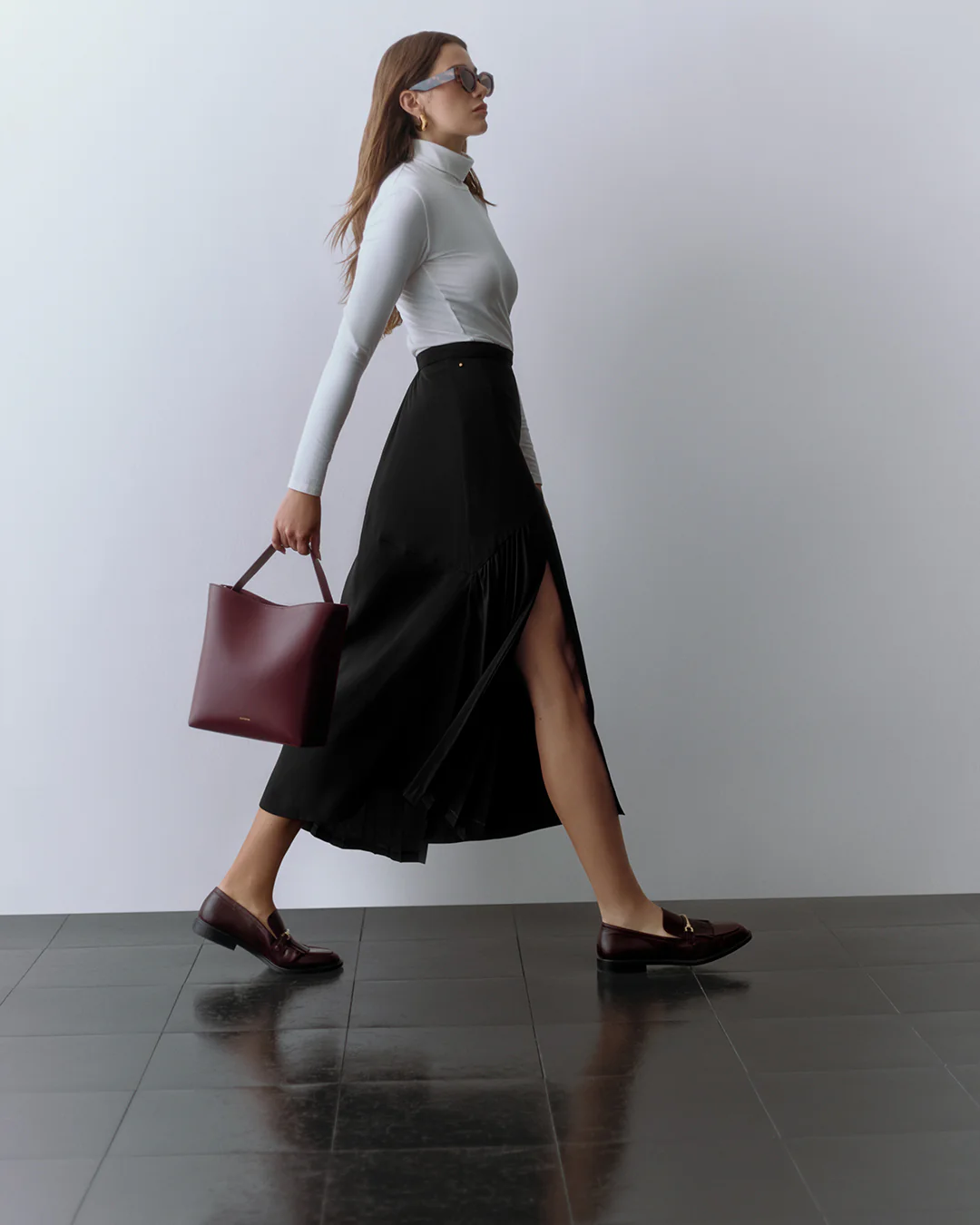 Silk Pleated Side Skirt - Image 9