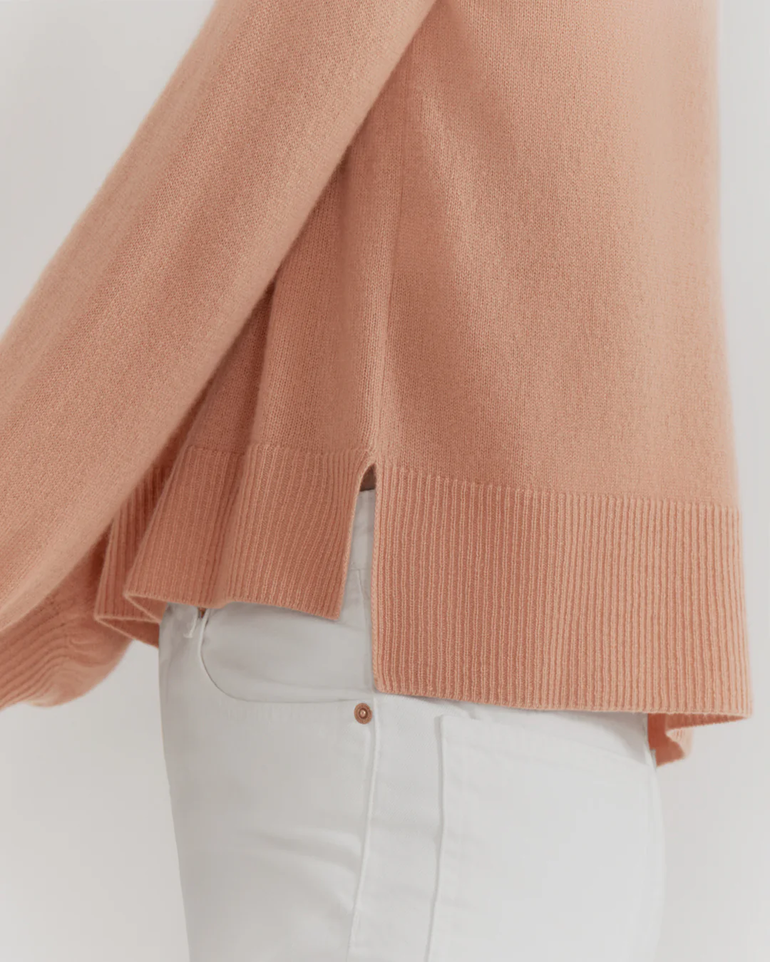 Single Origin Cashmere Cropped Sweater - Image 3