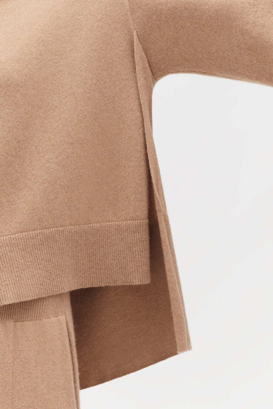 Single-Origin Cashmere Open Side Sweater - Image 14