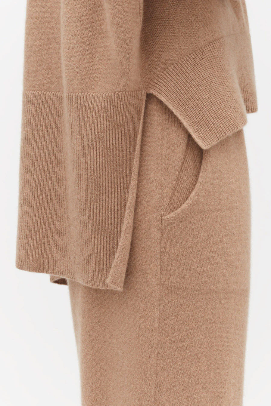 Single-Origin Cashmere Open Side Sweater - Image 15