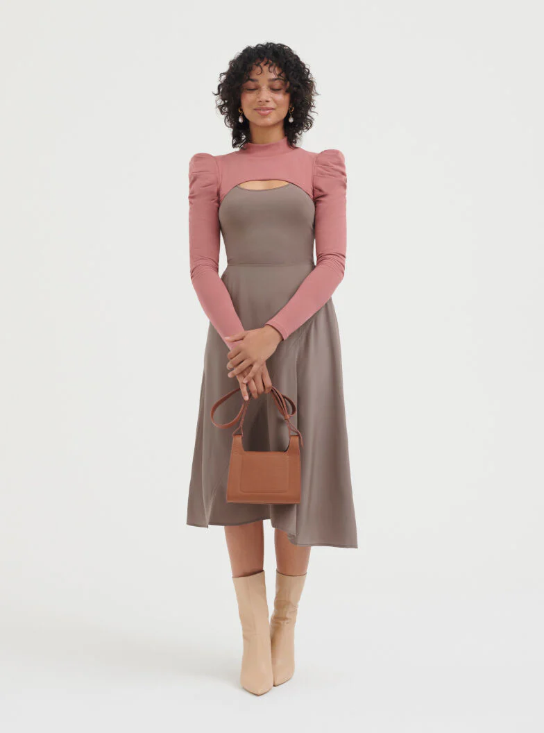 Stretch Scoop Neck Tee - Image 10