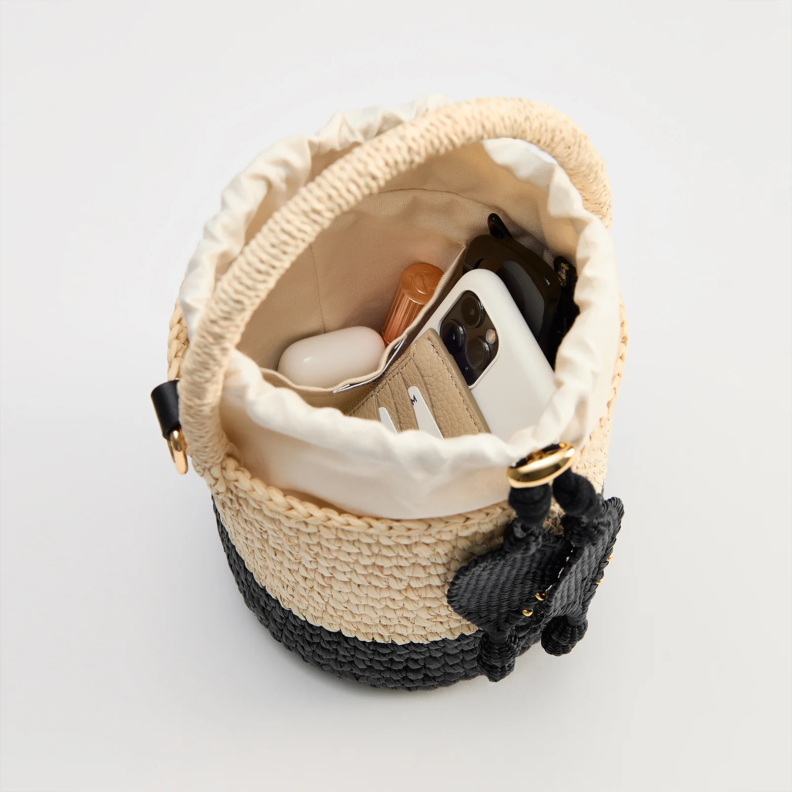 Toquilla Mini Bucket Bag - Image 11