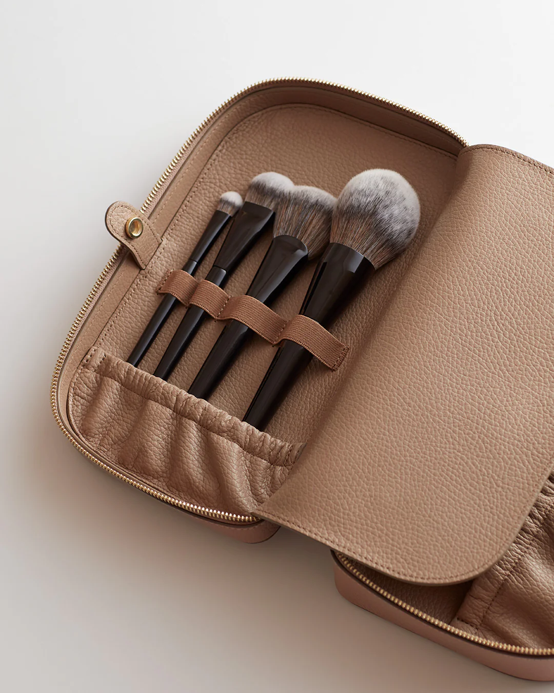 Travel Beauty Case - Image 19