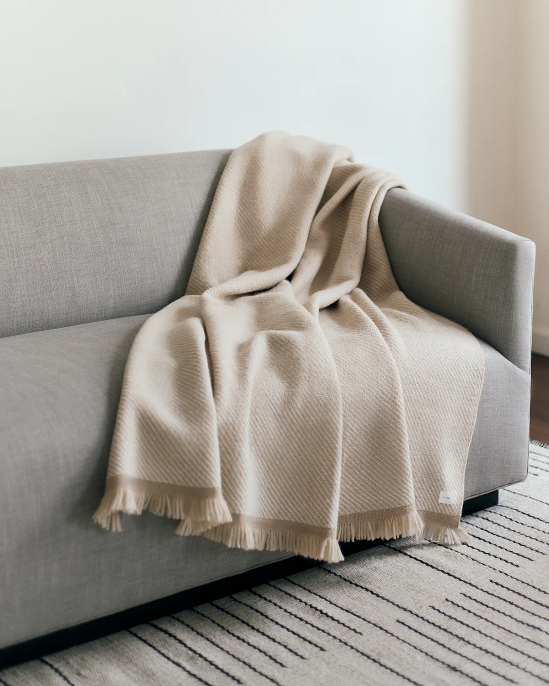 Two-Tone Alpaca Blanket - Image 2
