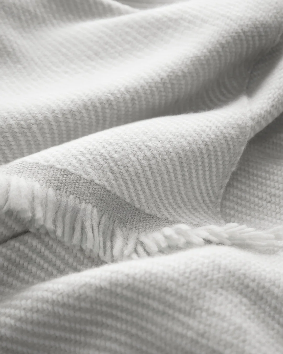 Two-Tone Alpaca Blanket - Image 3