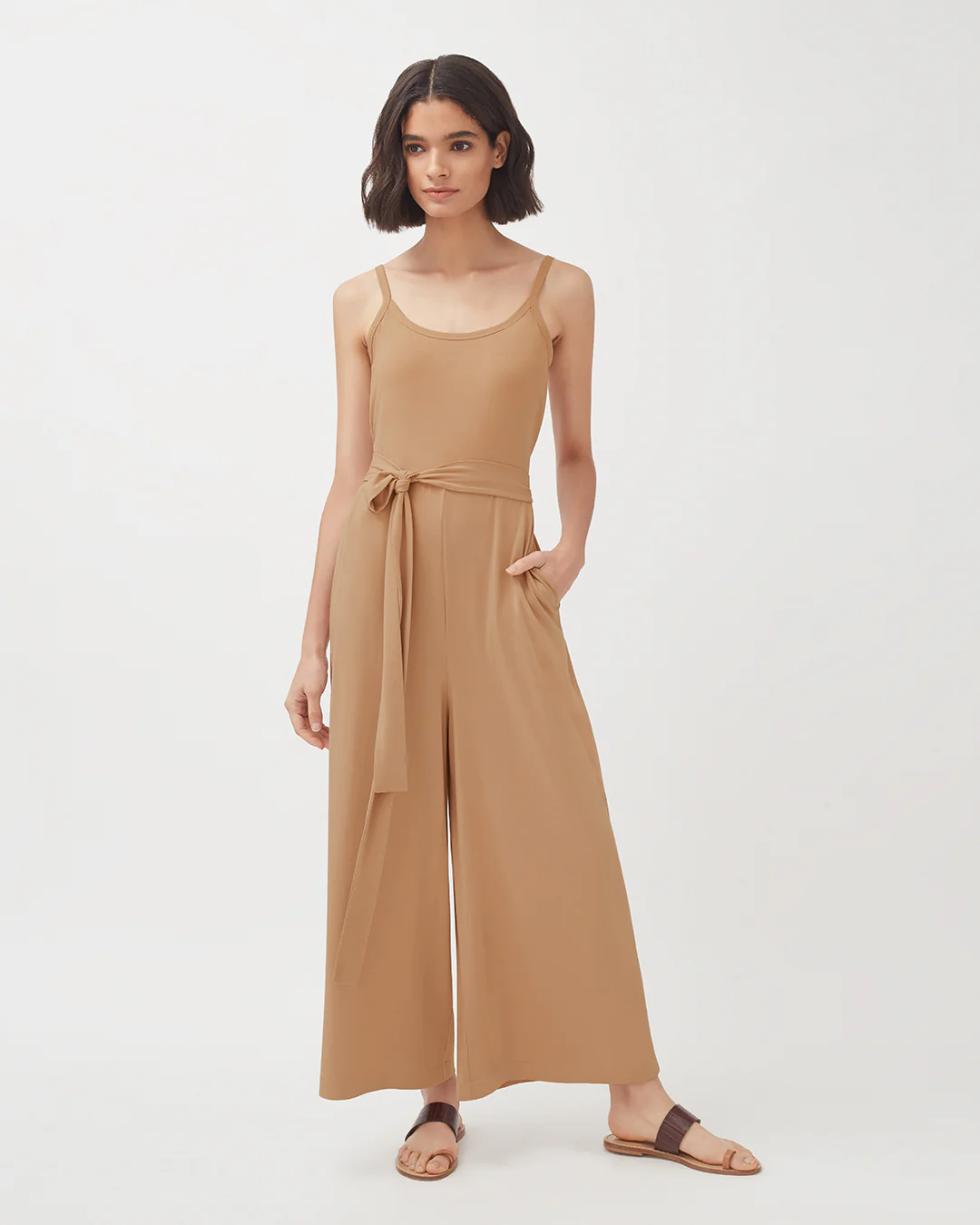 V-Back Jumpsuit - Image 27