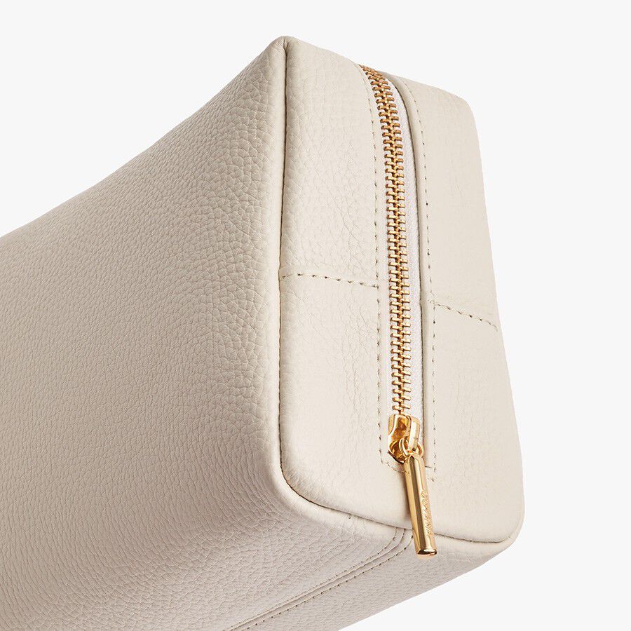 Vanity Case - Image 9