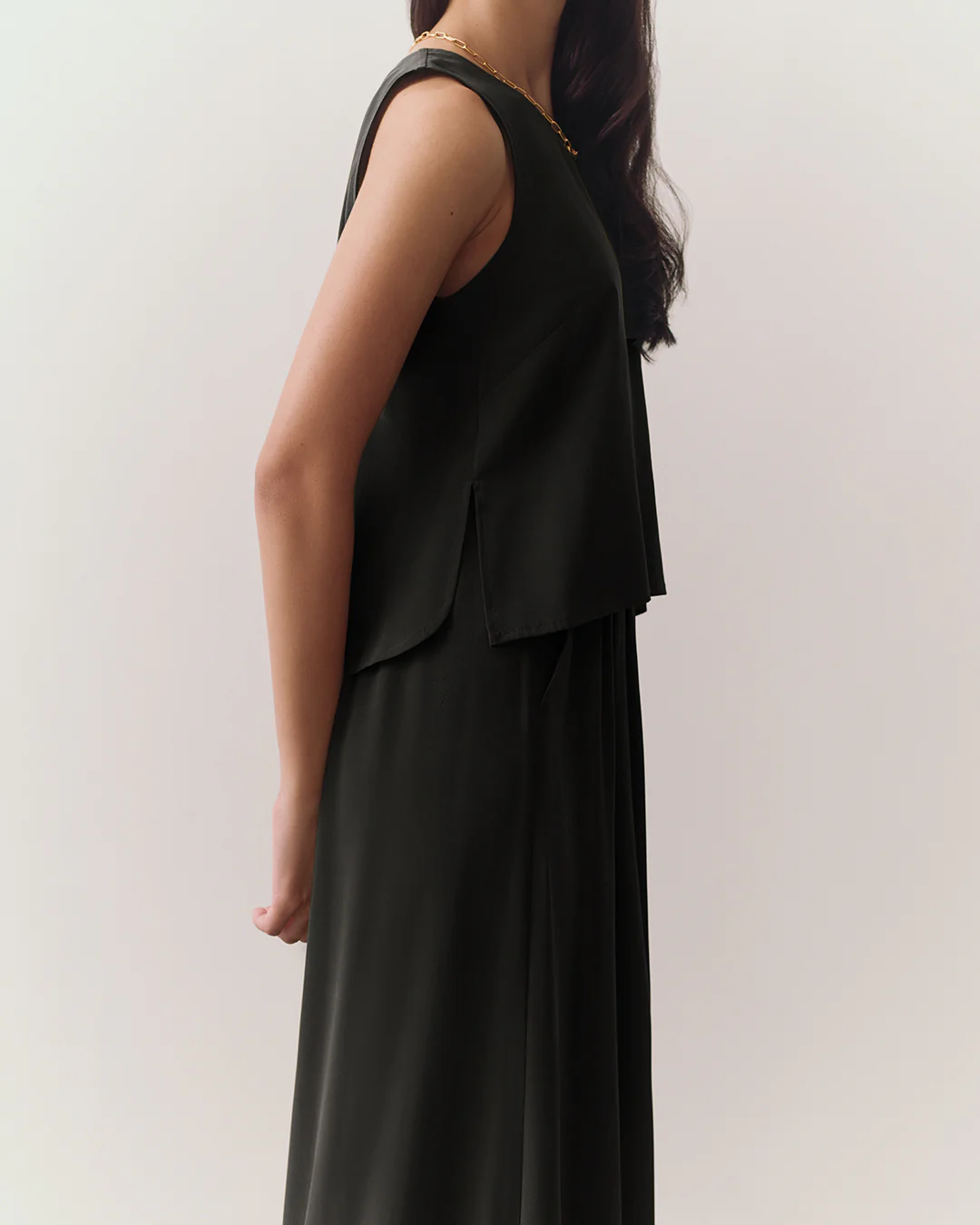 Washable Silk Cropped Overlay Tank - Image 16