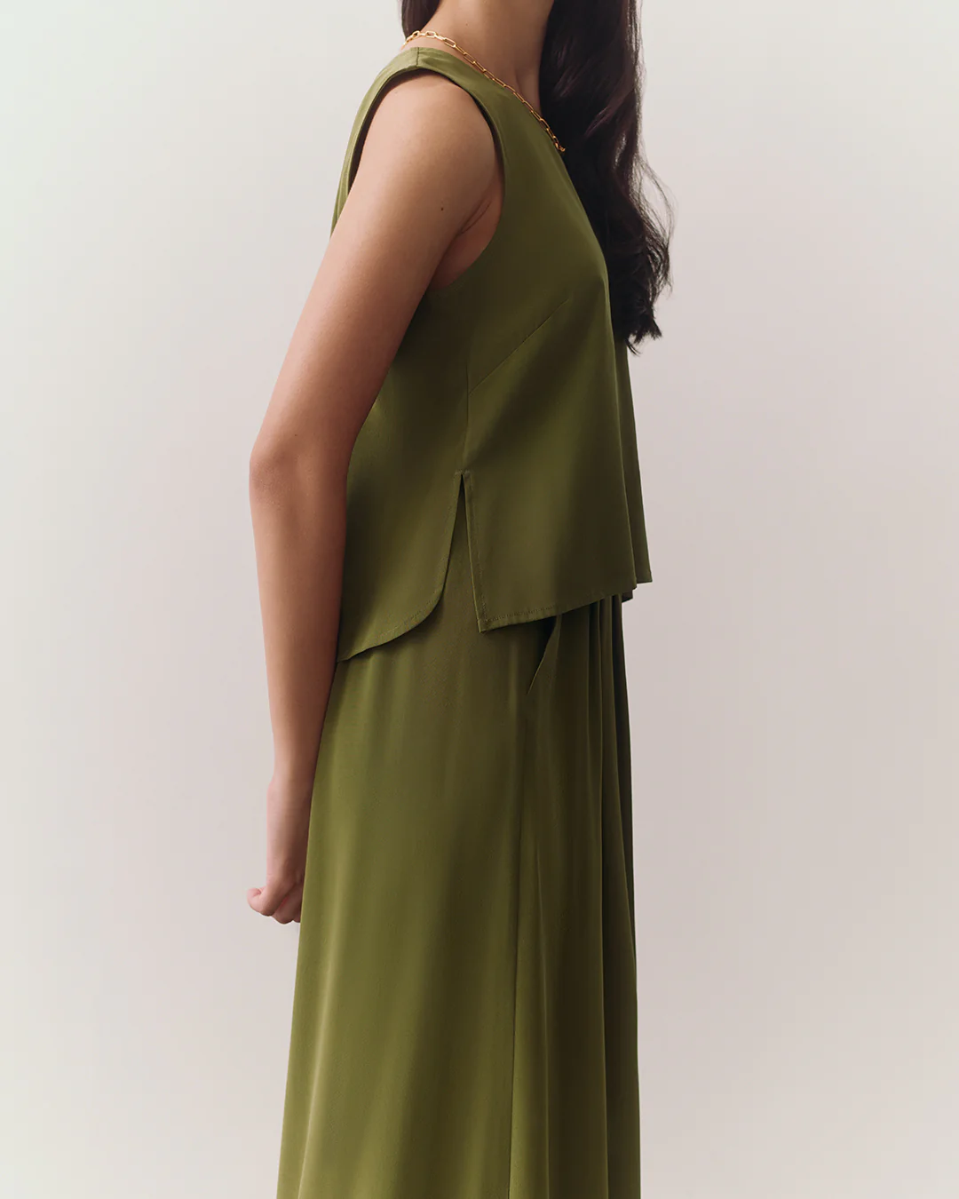 Washable Silk Cropped Overlay Tank - Image 17