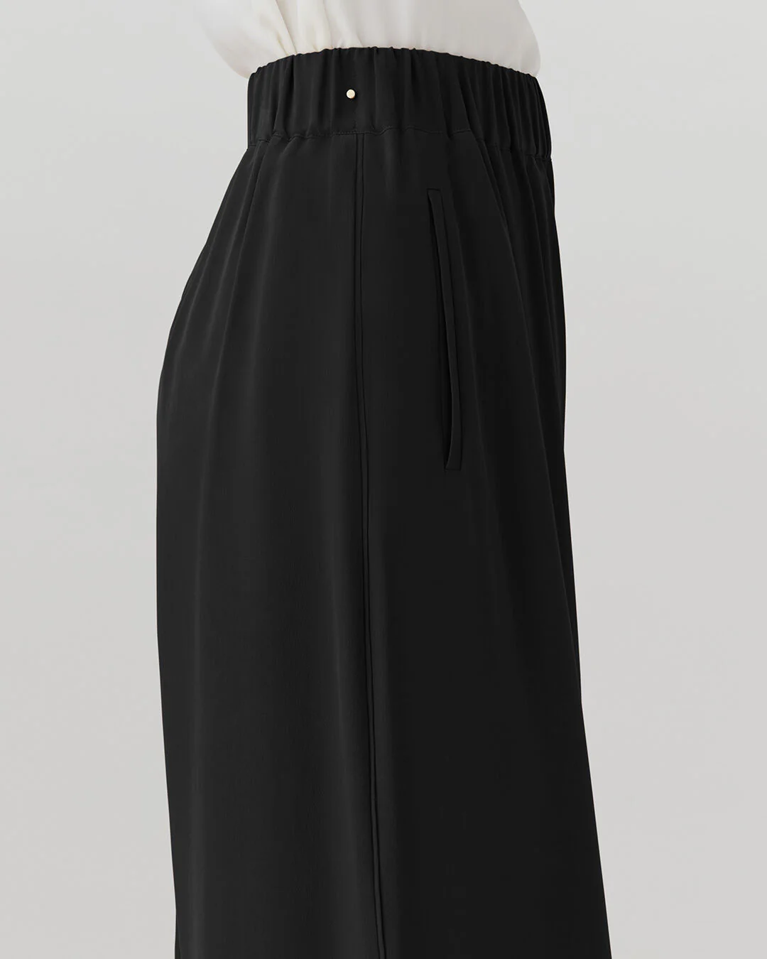 Washable Silk Wide-Leg Cropped Pant - Image 3