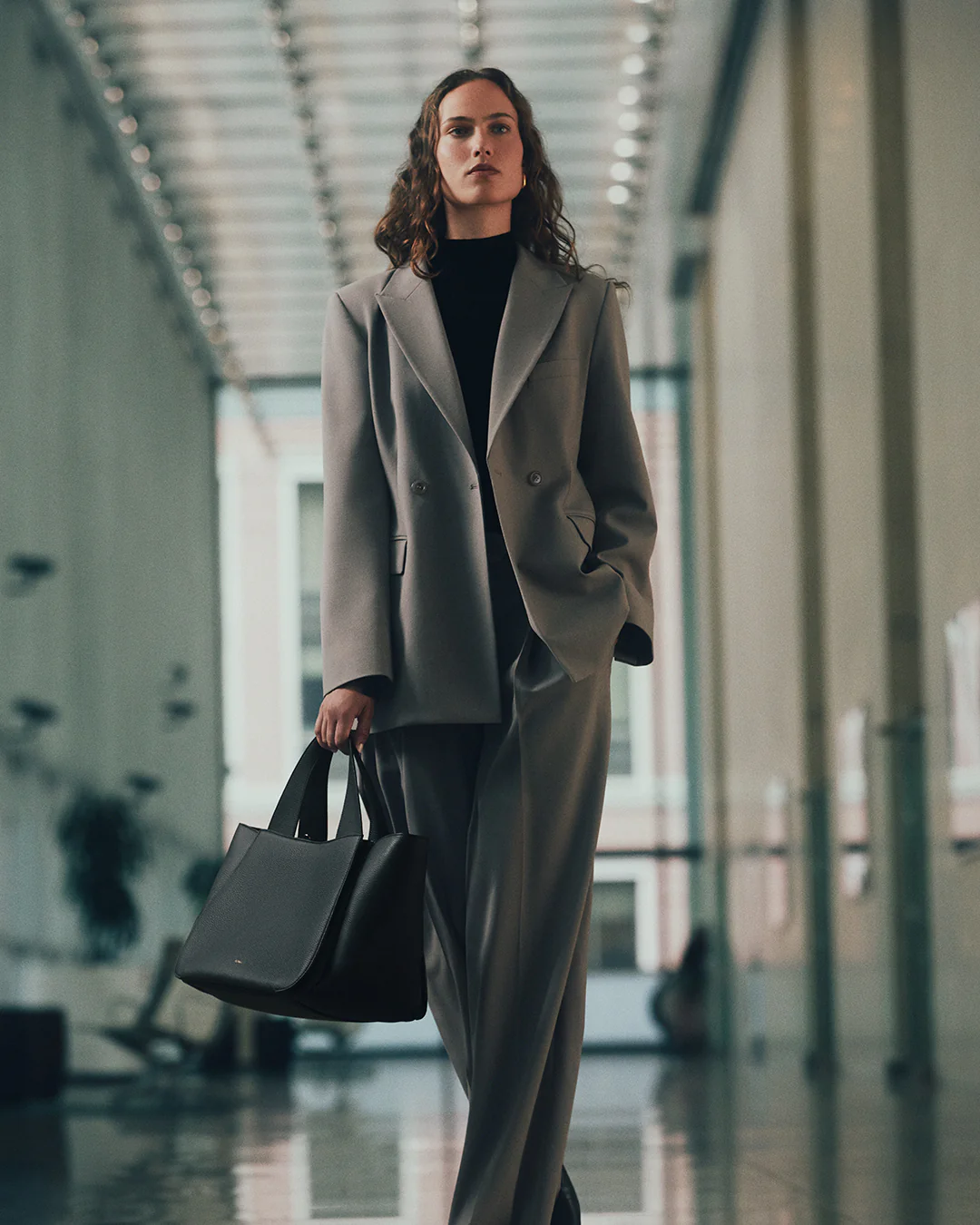 Wool Wide Leg Pant - Image 18